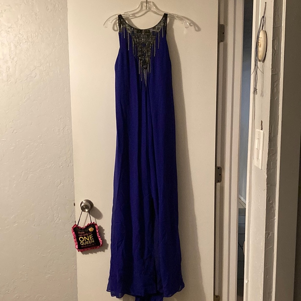 BCBG MAXAZRIA LONG DRESS BACKLESS CHIFFON